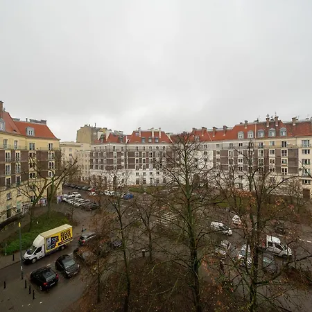 Daire Downtown - Location, Metro Nearby - By Rentujemy Varşova