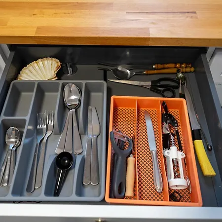 Downtown - Location, Metro Nearby - By Rentujemy *