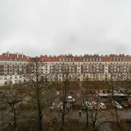 Downtown - Location, Metro Nearby - By Rentujemy * Varšava