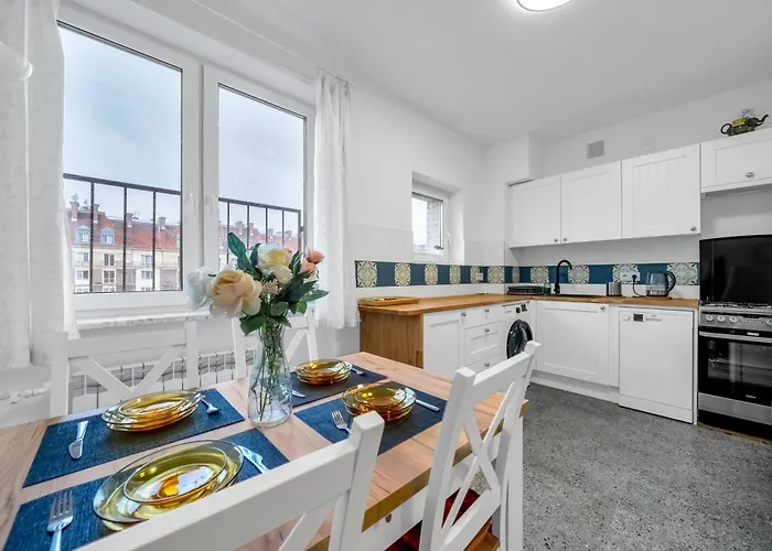 Downtown - Location, Metro Nearby - By Rentujemy Apartament *