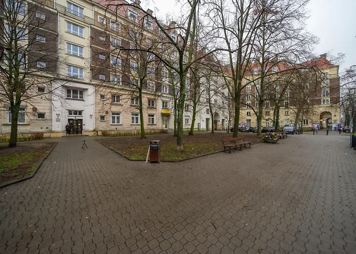 Apartament Downtown - Location, Metro Nearby - By Rentujemy Warszawa