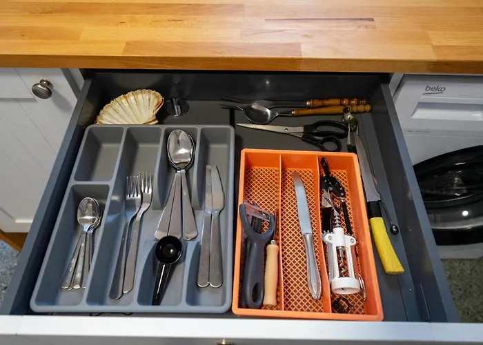 Downtown - Location, Metro Nearby - By Rentujemy *