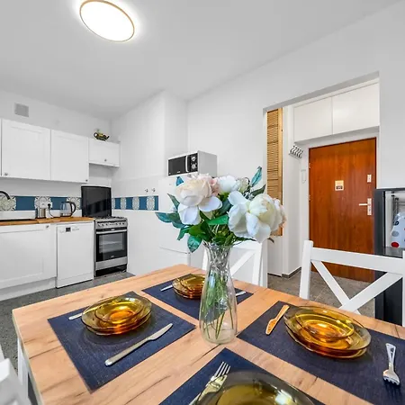 Apartment Downtown - Location, Metro Nearby - By Rentujemy *